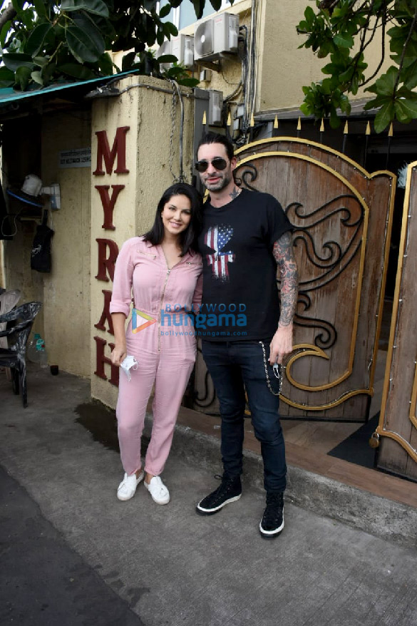 Photos: Sunny Leone and Daniel Weber snapped at Myrah Spa in Juhu Photos: Sunny Leone and Daniel Weber snapped at Myrah Spa in Juhu