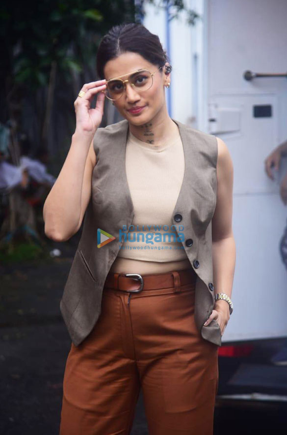 photos taapsee pannu abhishek banerjee and nikki tamboli snapped at zee comedy show 2