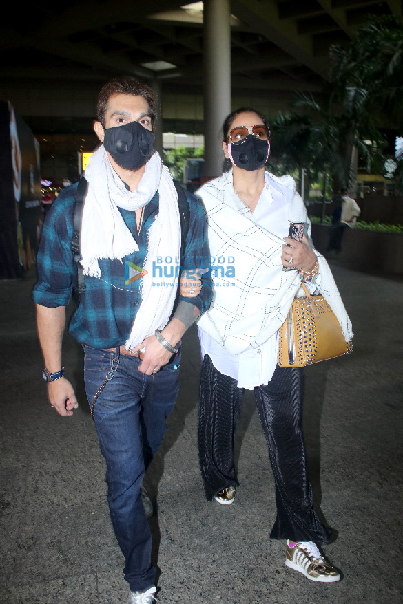 photos tamannaah bhatia bipasha basu karan singh grover and others snapped at the airport 2