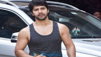 Photos: Varun Dhawan snapped at a gym in Juhu