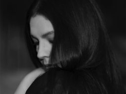 Pooja Bhatt calls sobriety love of her life as she celebrates 5 years of quitting alcohol