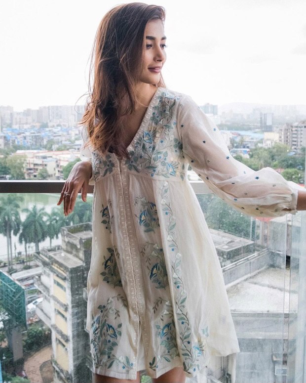 Pooja Hegde keeps it comfy and chic in printed Anita Dongre dress worth Rs.16,900 Pooja Hegde keeps it comfy and chic in printed Anita Dongre dress worth Rs.16,900