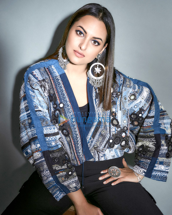 sonakshi sinha 2 25