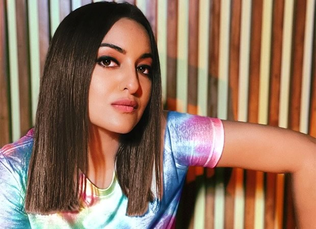 Sonakshi Sinha Xxx Video - Sonakshi Sinha flaunts her new short tresses in beautiful new photo :  Bollywood News - Bollywood Hungama