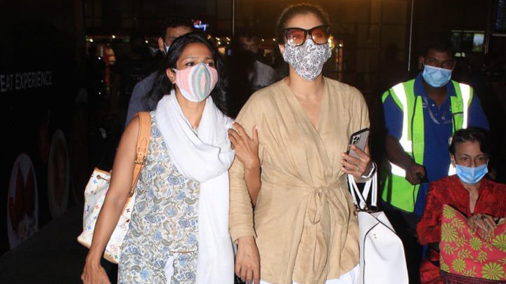 Spotted: Kajol, Diana Penty and Pooja Hegde at Mumbai Airport