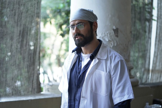 EXCLUSIVE: “I had instructed my team not to wash my clothes every day, unless really necessary”- Mohit Raina on playing a doctor in Mumbai Diaries 26/11
