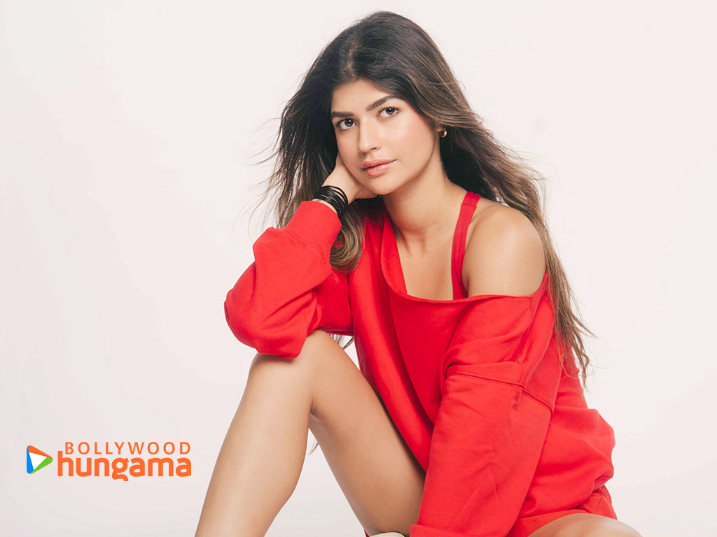 Anjini Dhawan Anjini Dhawan