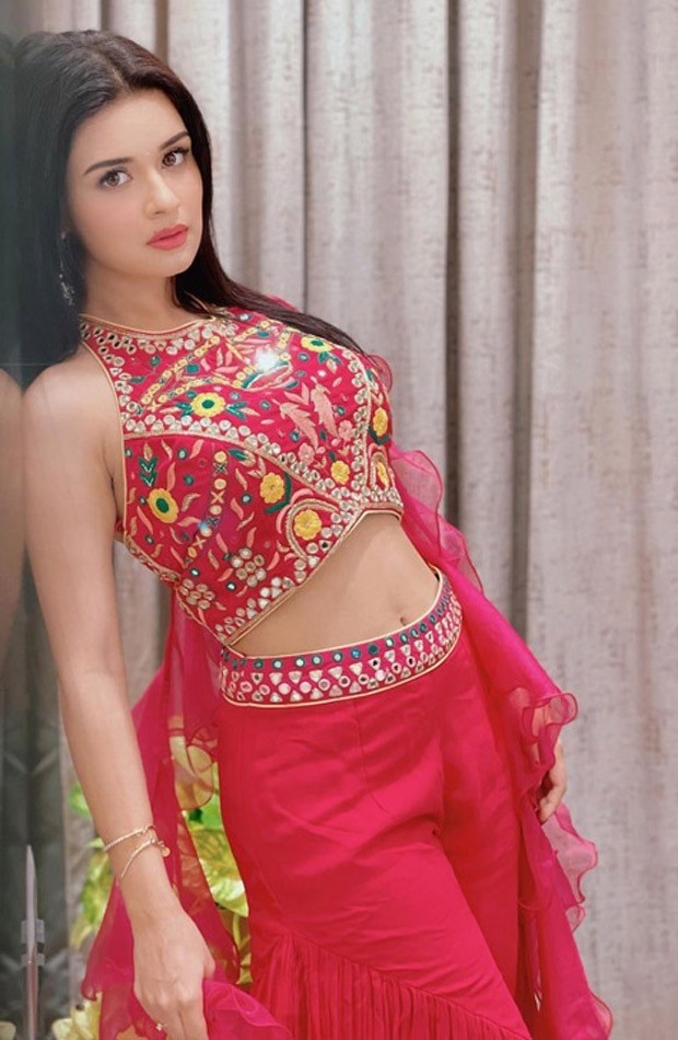 Avneet Kaur slays in a gorgeous ethnic co-ord set Avneet Kaur slays in a gorgeous ethnic co-ord set