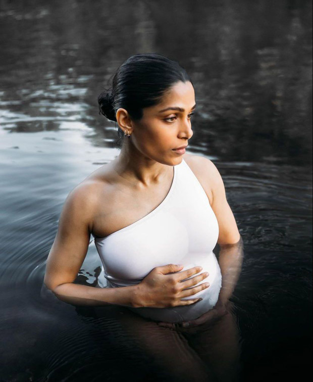 Freida Pinto is a glowing mommy to be and we are absolutely in awe
