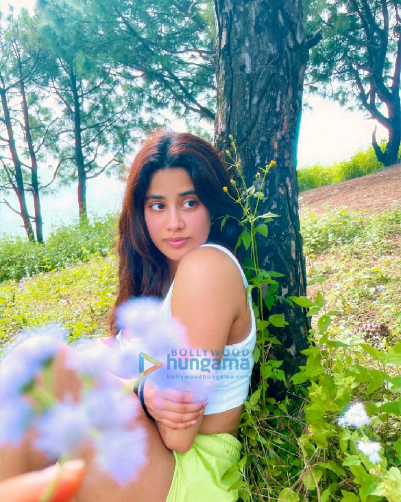 janhvi kapoor 2 51