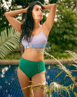 Celeb Photos Of Kashmera Shah