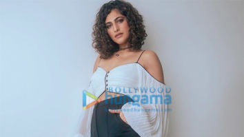 Celeb Photos Of Kubbra Sait