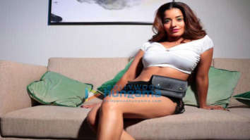 Celebrity Photos of Monalisa