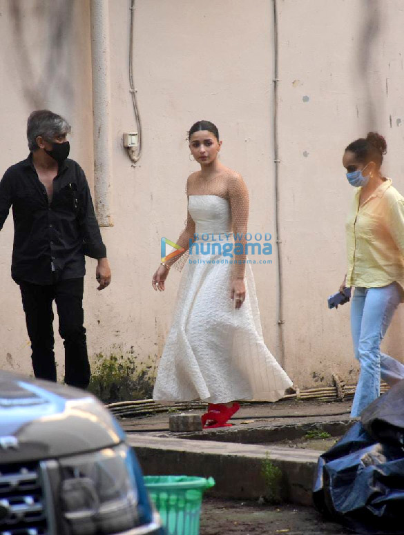 photos alia bhatt spotted at mehboob studios 1