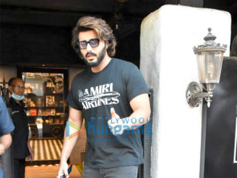Photos: Arjun Kapoor snapped at Hakim’s Aalim salon in Bandra