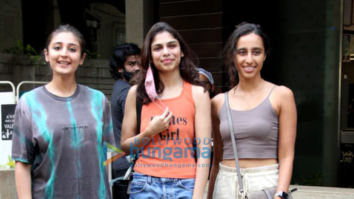Photos: Dhvani Bhanushali, Namrata Purohit and Sharmin Segal spotted in Bandra