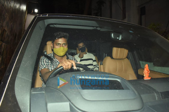 photos katrina kaif and vicky kaushal snapped at reshma shettys office 2