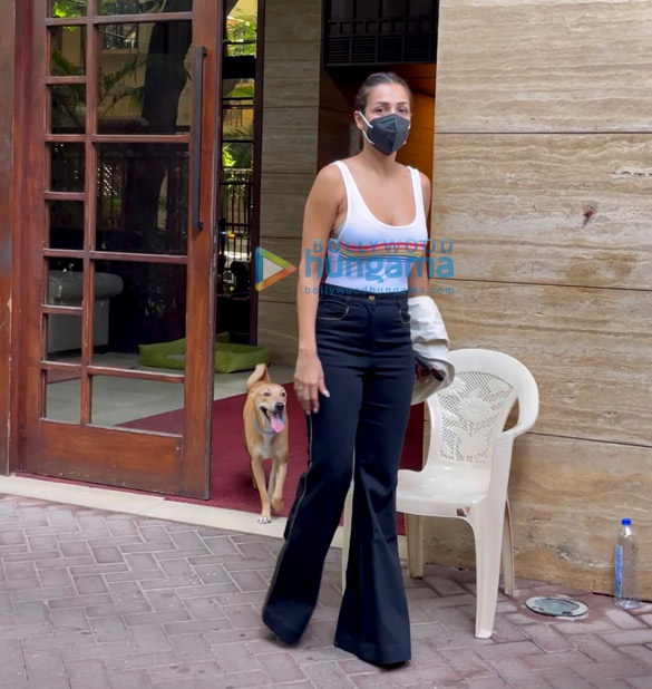 photos malaika arora spotted in bandra 2 44