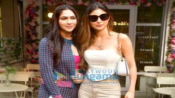 Photos: Mouni Roy spotted outside a cafe in Bandra