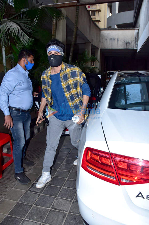 photos ranbir kapoor snapped at a dance class 3 2