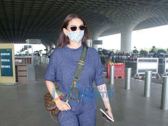 Photos: Richa Chadda, Hina Khan, Mrunal Thakur, Aditi Rao Hydari spotted at the airport