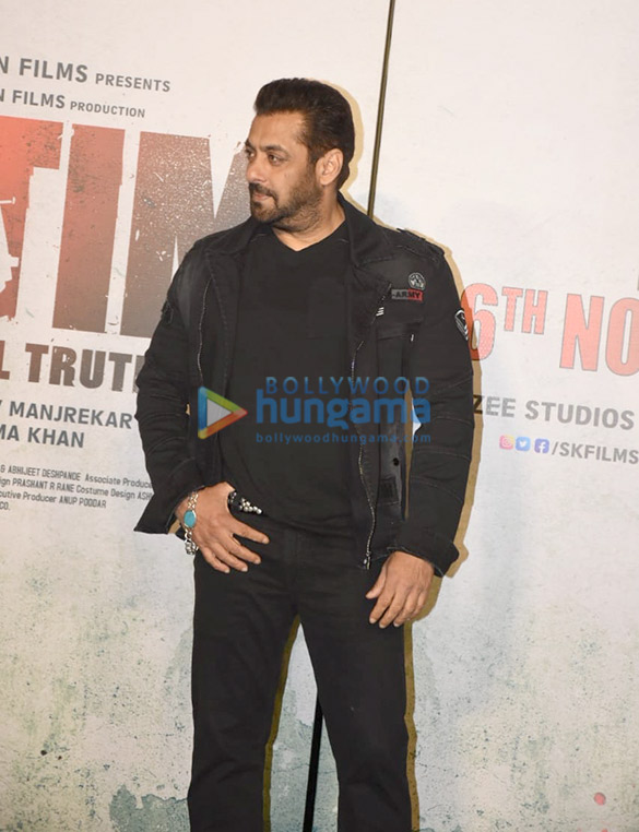 photos salman khan and aayush sharma snapped at antim the final truth trailer launch 3
