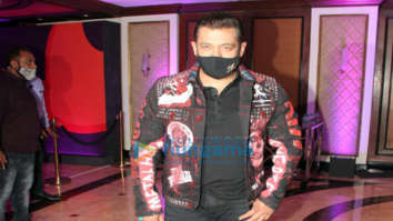 Photos: Salman Khan, Sonnalli Seygall and others snapped at the launch of Chingari – Gari crypto social coin