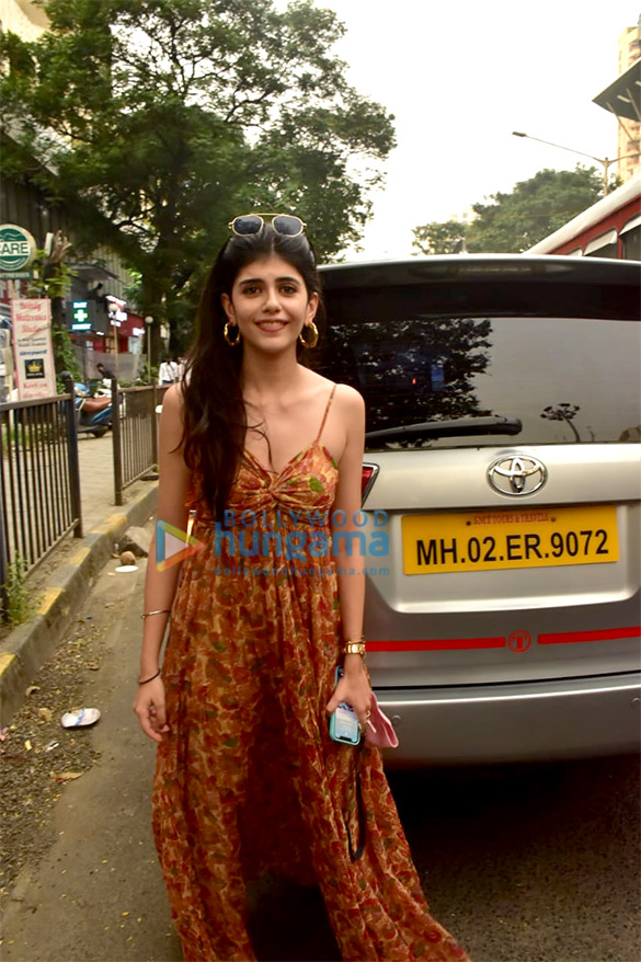 photos sanjana sanghi snapped in andheri 3 2