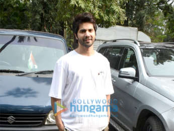Photos: Varun Dhawan snapped at Filmcity
