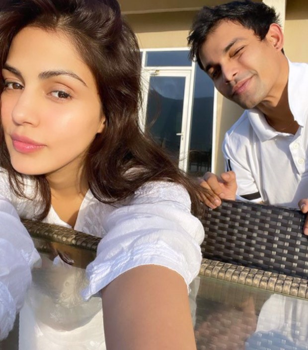 Rhea Chakraborty is all adorable and sun kissed in the 'resilience' selfie with brother Showik