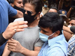 After Shah Rukh Khan visits Aryan Khan in jail, NCB arrives at Mannat