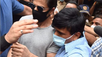 After Shah Rukh Khan visits Aryan Khan in jail, NCB arrives at Mannat