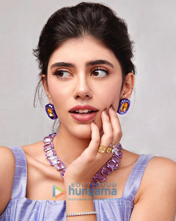 sanjana sanghi 5 4