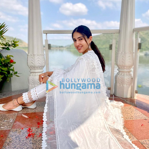 sara ali khan 30
