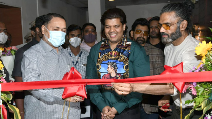 Suniel Shetty launches Nitrro Bespoke Fitness gym in Powai