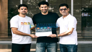 On The Sets Of The Movie Gumraah