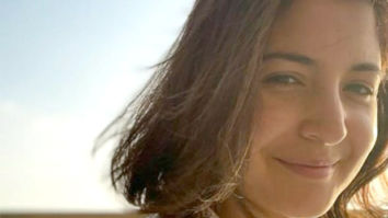 Anushka Sharma wishes fans Good Morning with a radiant sun-kissed selfie