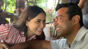 Kim Sharma shares a romantic picture with beau Leander Paes, calls him a ‘snack’