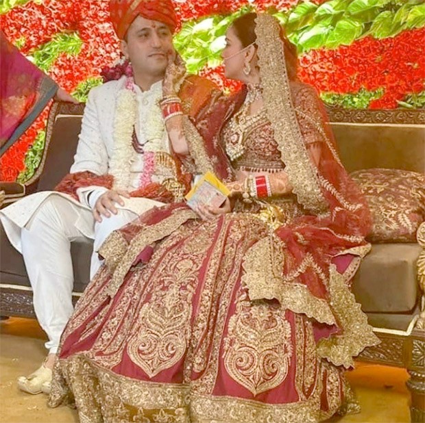 Kundali Bhagya actress Shraddha Arya gets married to Delhi-based naval officer Rahul Sharma, watch her hilarious 'bidaai' video