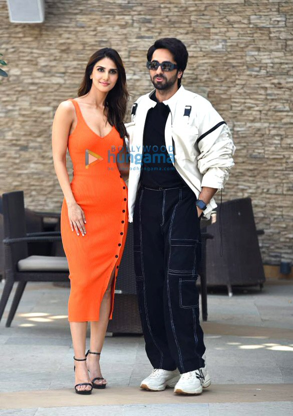 photos ayushmann khurrana and vaani kapoor snapped promoting their film chandigarh kare aashiqui 2