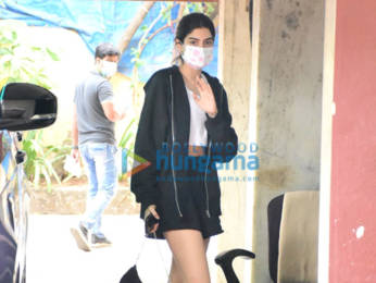 Photos: Kajol and Khushi Kapoor snapped at Pilates class