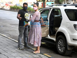 Photos: Lara Dutta spotted at Bandra
