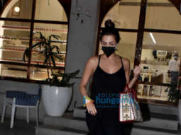 Photos: Malaika Arora snapped at a salon in Bandra
