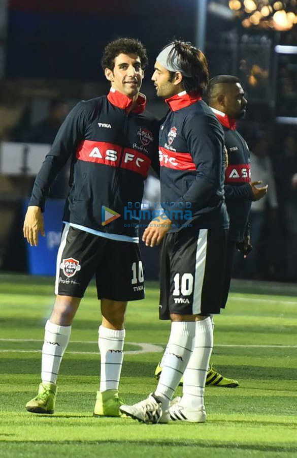 photos ranbir kapoor jim sarbh and others snapped at a football match 5