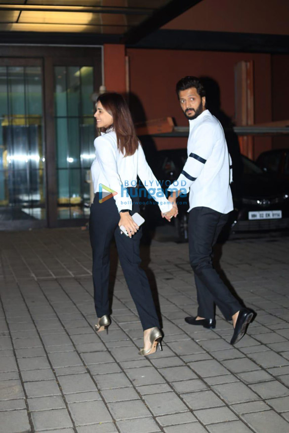 photos riteish deshmukh and genelia dsouza at aayush sharma and arpita khans anniversary bash 3