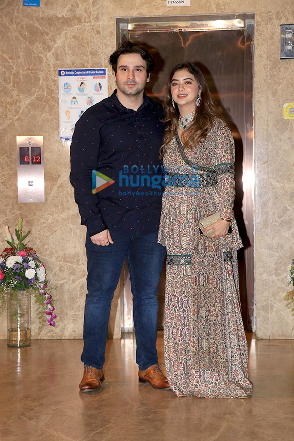 photos salman khan iulia vantur and others snapped at ramesh tauranis house for diwali party 10
