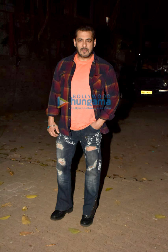 photos salman khan snapped during antim the final truth promotions at mehboob studio in bandra 2