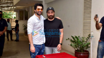 Photos: Sunny Deol snapped with Karan Deol for birthday celebrations