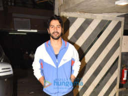 Photos: Varun Dhawan snapped at the gym in Juhu
