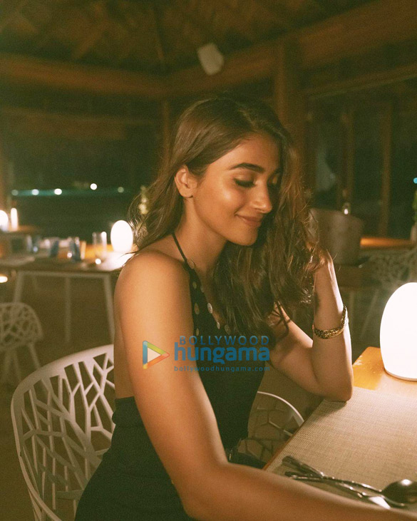pooja hegde 2 37